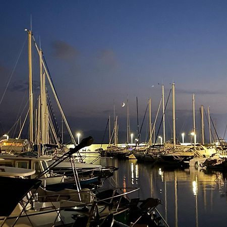 Yacht Studio Galarne Сен-Рафаэль Экстерьер фото